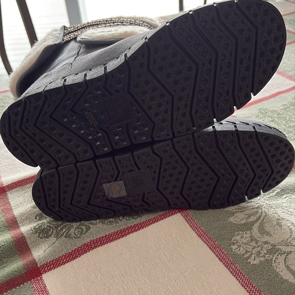 Brand new Muk Luks women’s boots - Picture 4 of 4